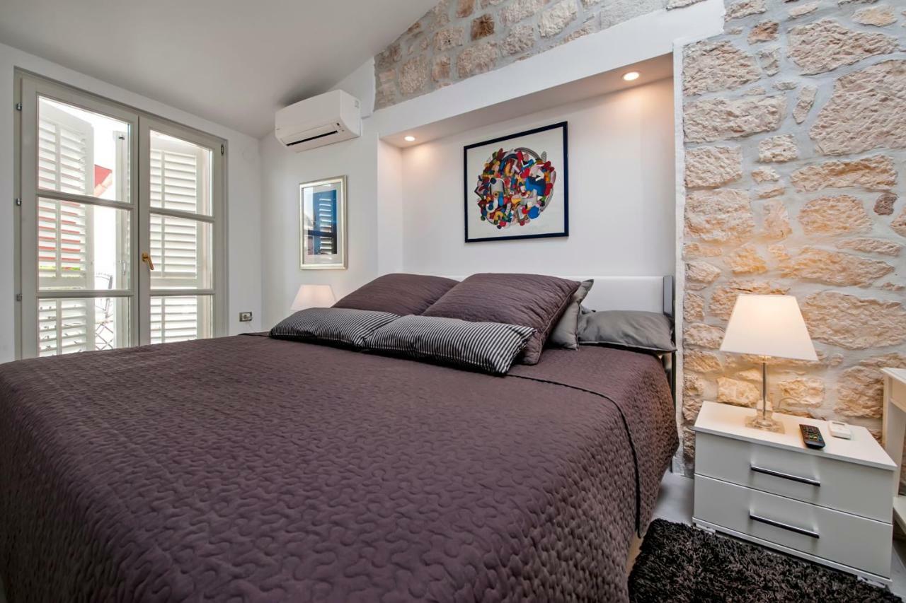 Вилла Seaview House Rosali Ровинь Экстерьер фото